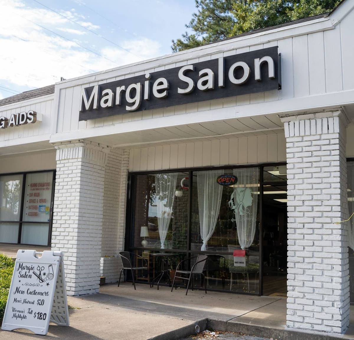 Margie Salon exterior